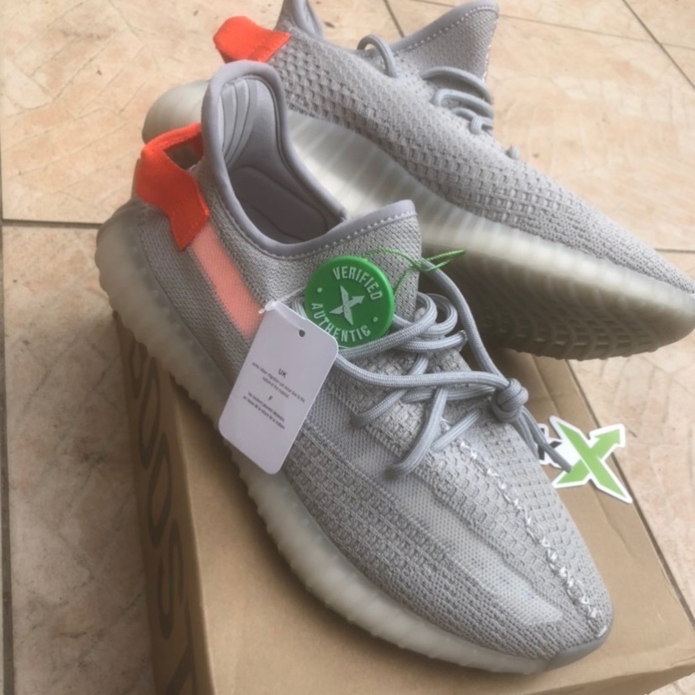Kanye desert sage Static Earth Zyon Tail light
